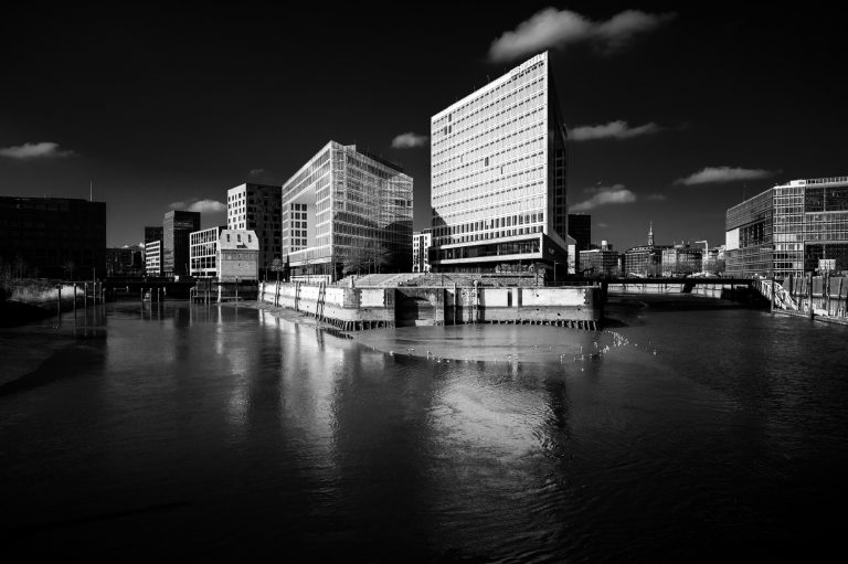 Hamburg Spiegel-Gebäude Ericusspitze