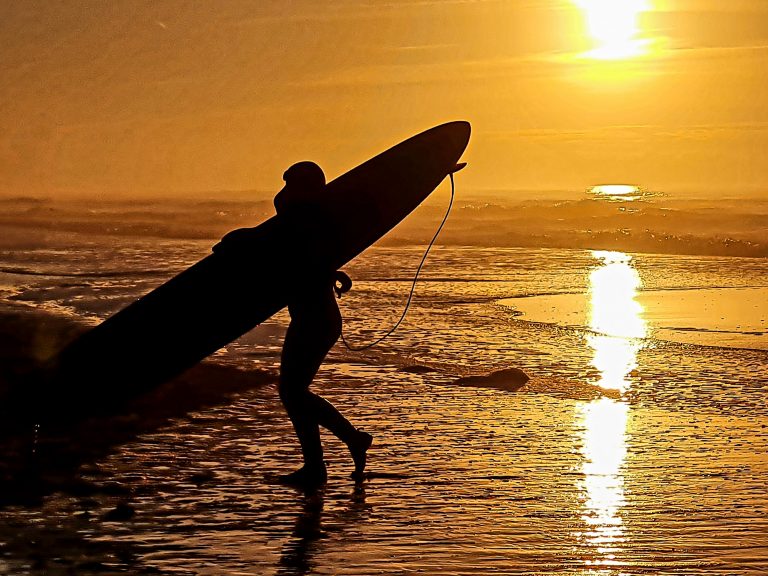 Sylt Abendsonne Surferin Strand Meer